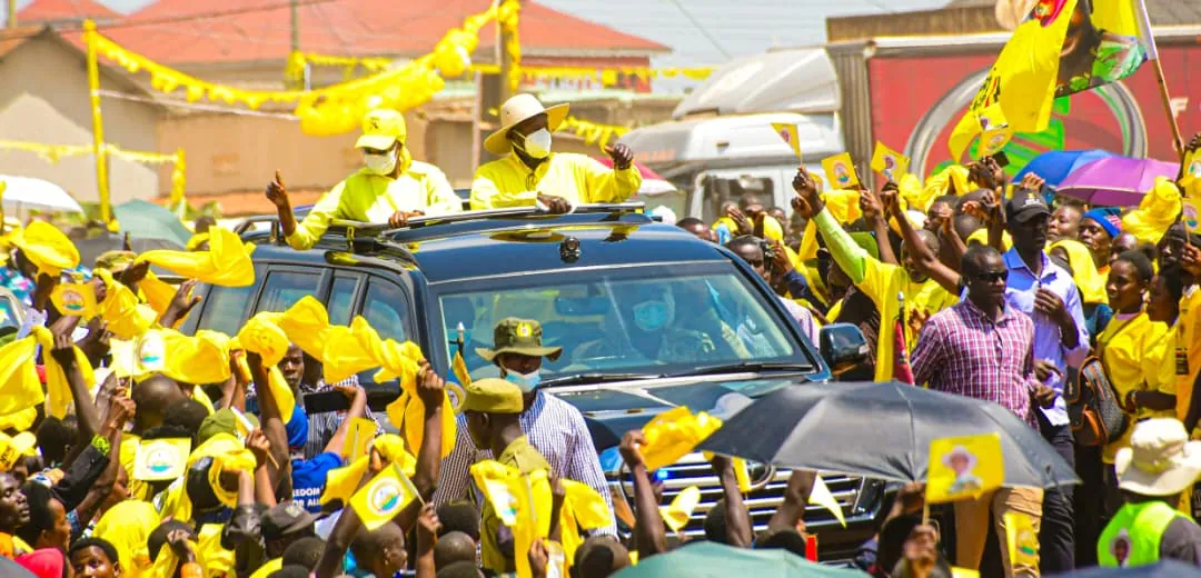Museveni campaigns in Bushenyi as Maama Janet calls for protection of peace