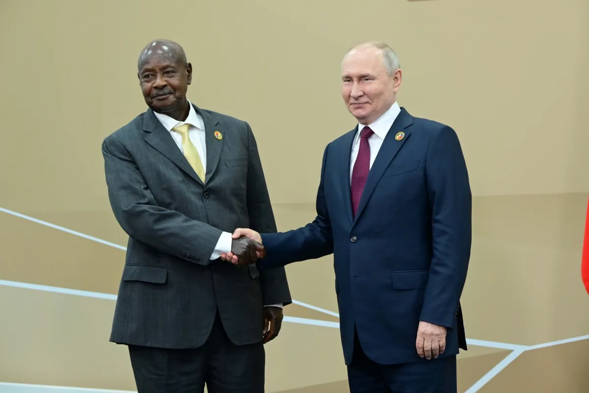 President Museveni holds bilateral talks with President Putin