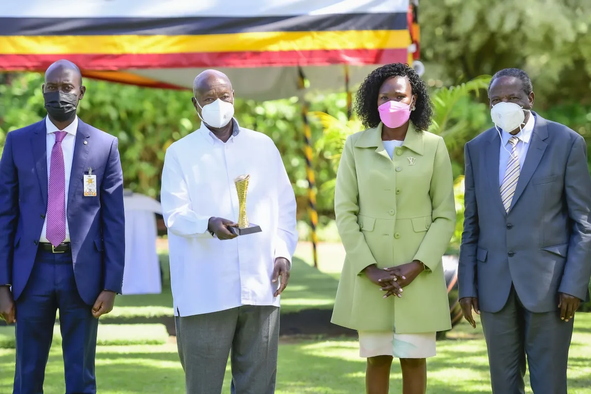 President Museveni receives award ranking Uganda top investment destination in Africa