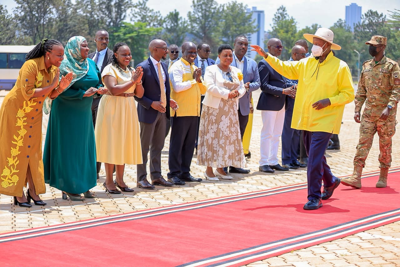 Museveni urges MPs to spend more time listening to voters' issues