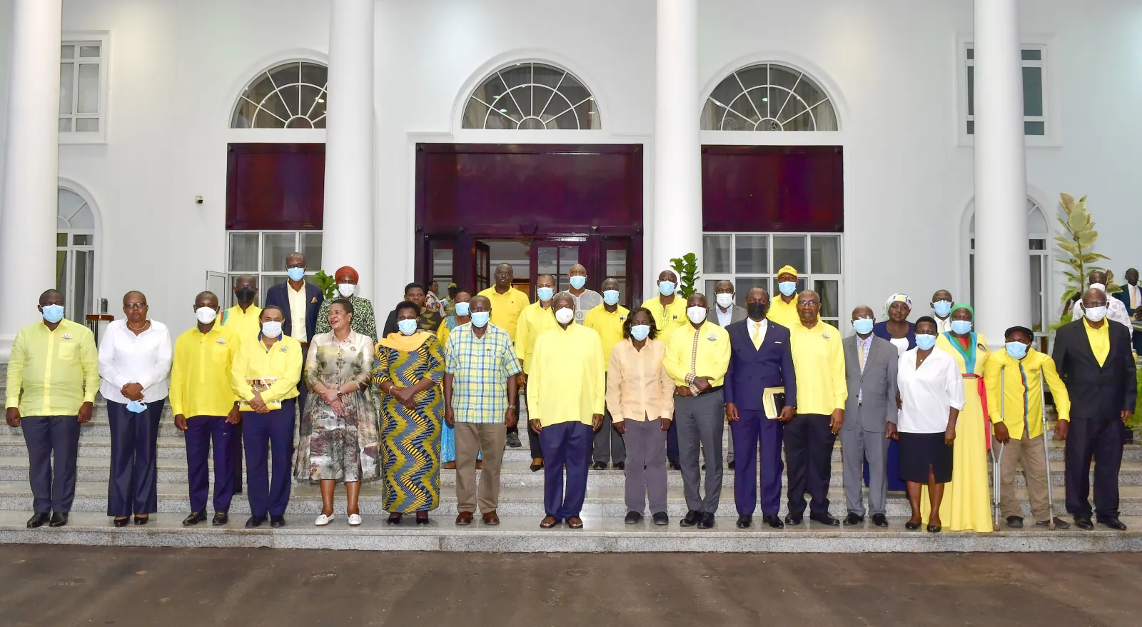 PRESIDENT MUSEVENI MEETS NRM CEC MEMBERS