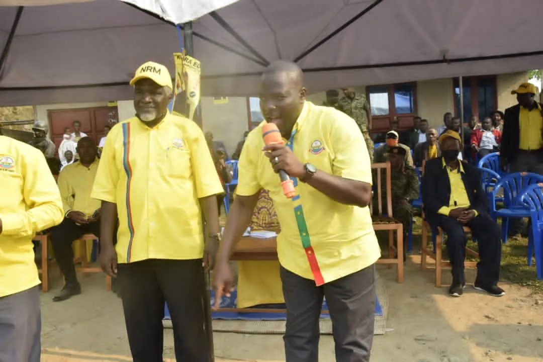 Baryomunsi, Todwong light up Bukimbiri campaigns
