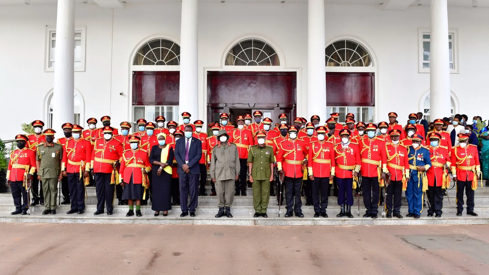 “You have done Army work, Go and do something in the economy” - Museveni tells retiring officers