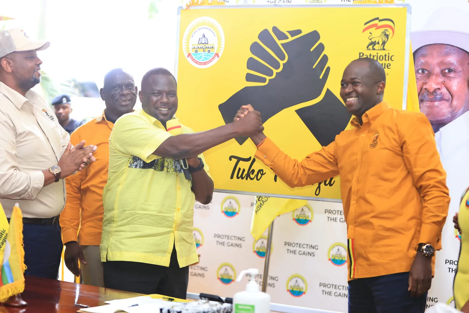 NRM, PLU Vow to Deliver More Than 80% of Votes for Museveni